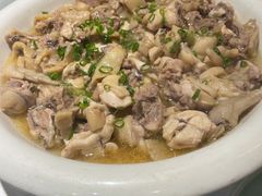 红葱头蒸泉水鸡-围龙屋客家食府(福田店)