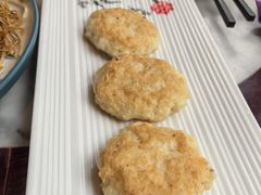 墨鱼饼-山水茶艺馆·点心粤菜·30年老字号