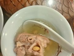 黄豆猪手汤-西江美食舫·江西菜(健德桥店)