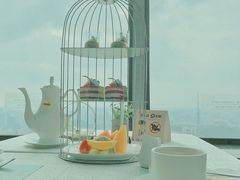 -亚洲国际大酒店·云顶阁旋转自助餐厅
