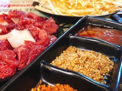 -石记东北风味烤肉店(子固路店)
