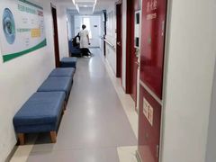 -大连何氏眼科医院