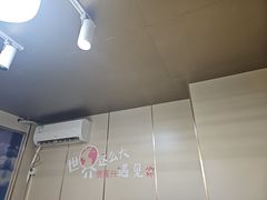 -民族手抓羊肉馆·滩羊手抓·烤全羊