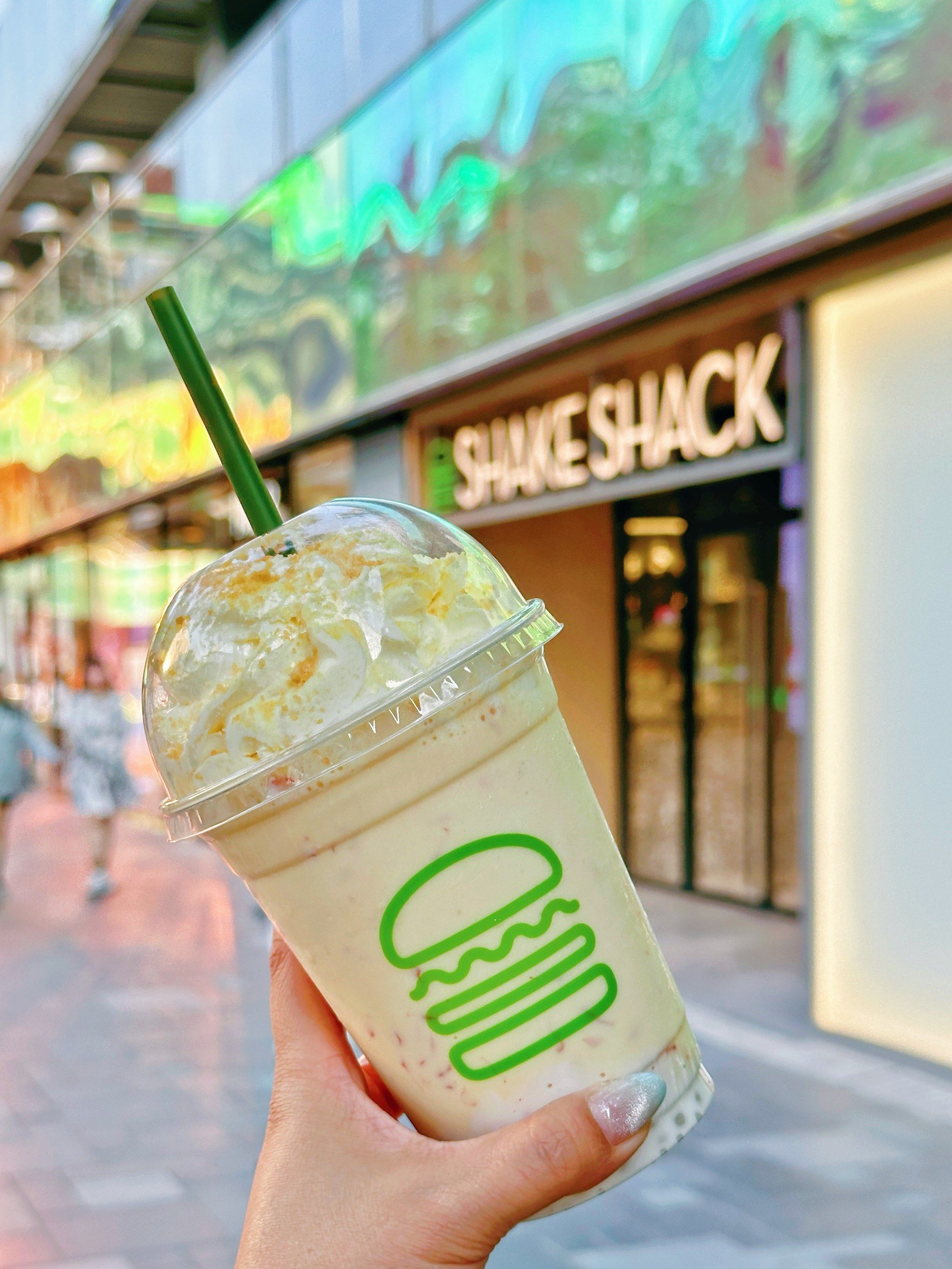 感谢这款飞行奶昔,让我喝到了这款广州限定