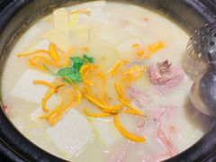 -大匠工房古船木艺术餐厅·猪肚鸡专门店(长白仙岛店)