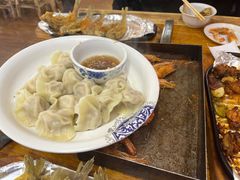 -老东镇啤酒屋海鲜加工·蒸汽海鲜·海鲜烧烤(台东店)
