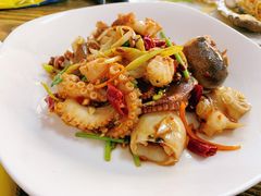 -人和啤酒屋海鲜大排档(营口路店)