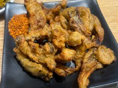 干炸鲜蘑-鲜越鲜鱼粉(财富购物中心店)