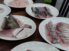 -正能量脆肉鲩火锅