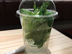 -WOW coffee