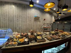 -怡豪大饭店·银顶旋转餐厅