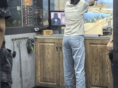 -都市枪神实弹射击俱乐部