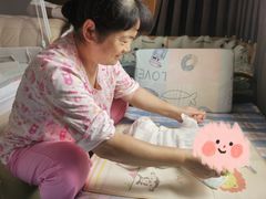 -爱的果实月嫂育婴师(世纪东方店)