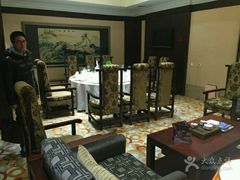 -莫泰酒店(厦门万象城火车站地铁站店)