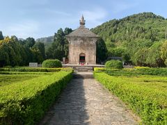 -四门塔风景区