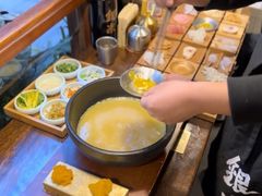 -银米·云南传统过桥米线(双廊黑金冠店)