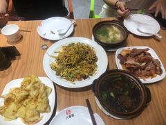 -六泰居·尔滨地标·东北菜(泰山路店)