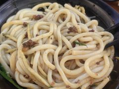 -丽虹云南过桥米线(兴工街店)