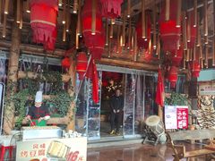 大堂-老滇山寨•云南特色菜•地方菜•民族风情歌舞表演(金碧店)