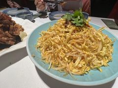 -八府香鸭·啫啫煲(华山路店)