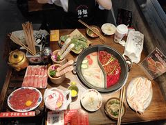 -萍姐火锅·公路夜市(武汉首店)