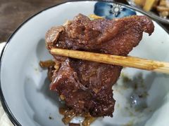 -内蒙焖面大盆骨餐馆(山大路店)