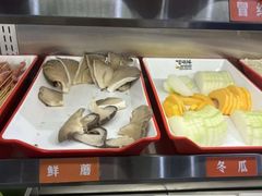 -言玖鲜火锅串串披萨自助(益田假日店)