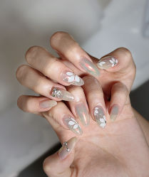-UMl Nail 尤米美甲美睫半永久