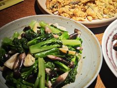 香椿炒柴鸡蛋-馋嘴猫北京食堂·烤鸭·宵夜(亚运村店)