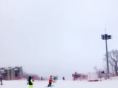 -中旅松花湖滑雪场