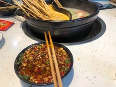 -钢管厂五区小郡肝串串香(奥克斯广场锦城万达店)