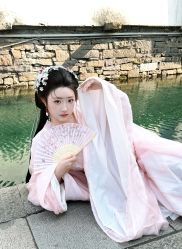 -一揽芳华汉服旗袍体验馆(拙政园店)