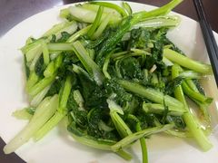 大蒜炒菜心-九和鸿禧饭店