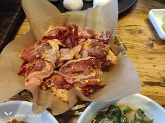 -青古韩式炭火烤肉店