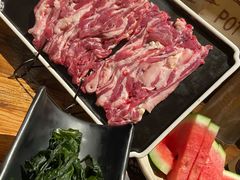 -老牌坊云南鱼豆花火锅(爱建店)