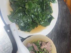 -大众跷脚牛肉馆·非遗传承单位(峨眉山店)