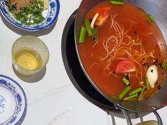 -王奋斗贵州酸汤牛肉火锅
