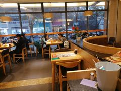 大堂-小六汤包·老字号·中华名小吃(兴庆路店)