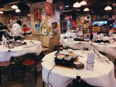 大堂-鲜入围煮花胶鸡海鲜火锅