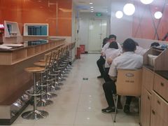 大堂-呷哺呷哺(世贸.工三店)