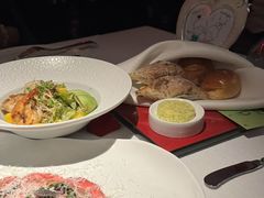 -弦月窗LUNETTE BY AMANDA(复兴路店)