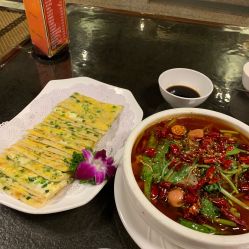 -鑫淼餐饮娱乐中心(江东街店)