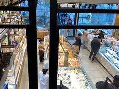 面包甜点陈列柜-罗森尼娜(解放西路店)