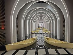 -涨巢·潮玩水疗局