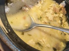 -魏铭鱼头捞饭(晋阳路店)