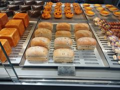 -好利来(上海虹桥新天地Lab主题店)