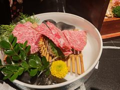 -山川小町·极番烧肉(新地假日广场店)