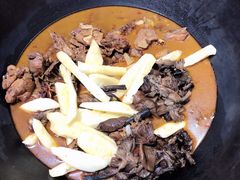 拼锅-缘福乡村铁锅炖民宿(八达岭店)