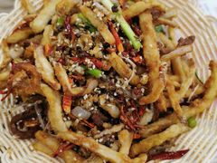 -江城燕子大排档(江汉路步行街店)