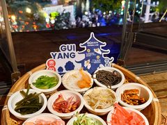 -包整·丝娃娃(甲秀楼景观店)